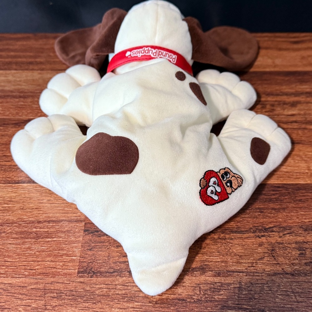 Vintage Pound Puppy Stuffed Animal - Picture 4 of 11